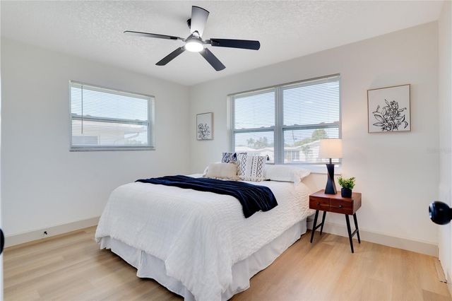 8977 140TH WAY, Seminole, FL 33776