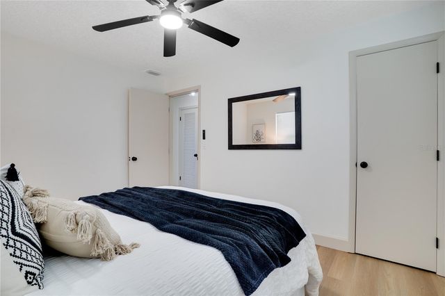 8977 140TH WAY, Seminole, FL 33776