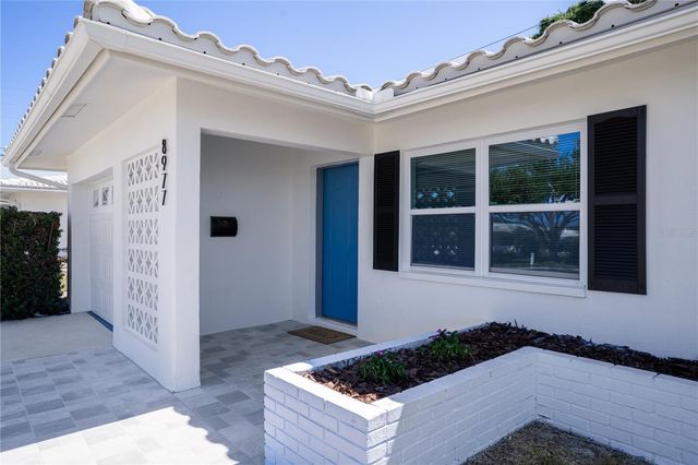 8977 140TH WAY, Seminole, FL 33776