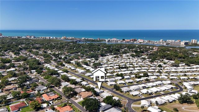 8977 140TH WAY, Seminole, FL 33776