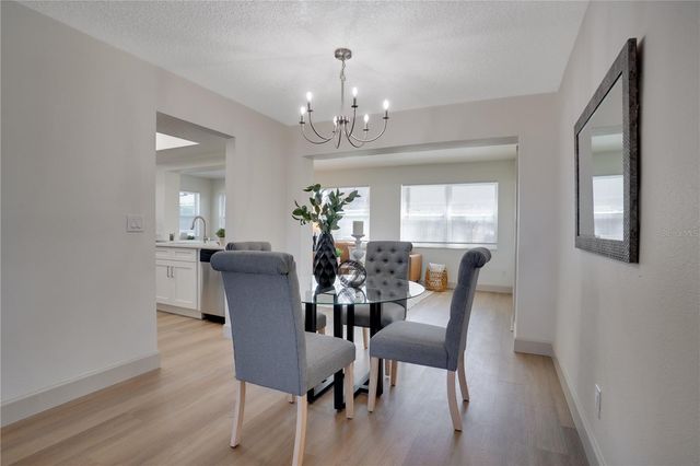 8977 140TH WAY, Seminole, FL 33776