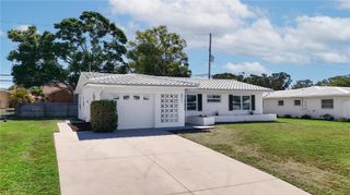 8977 140TH WAY, Seminole, FL 33776