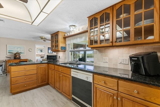 5206 18TH AVENUE E, Bradenton, FL 34208