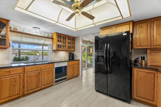 5206 18TH AVENUE E, Bradenton, FL 34208