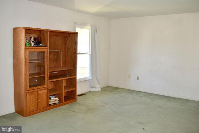 393 CLOVER CT, West Grove, PA 19390