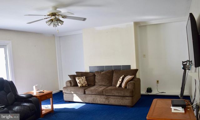 393 CLOVER CT, West Grove, PA 19390