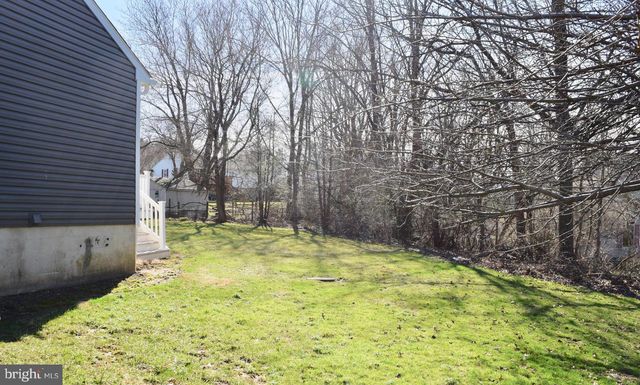 393 CLOVER CT, West Grove, PA 19390