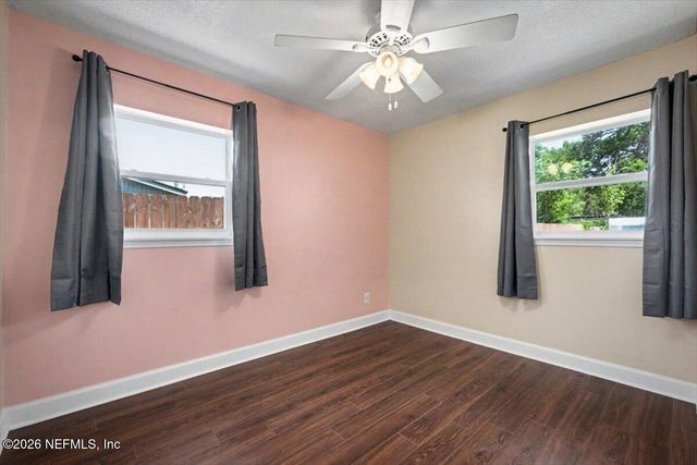 2425 TULSA Road N, Jacksonville, FL 32218