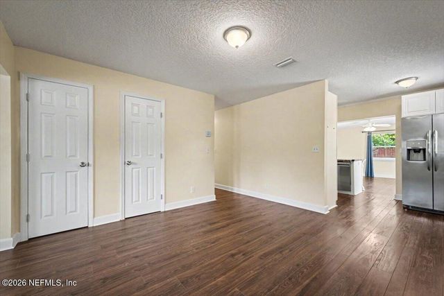 2425 TULSA Road N, Jacksonville, FL 32218