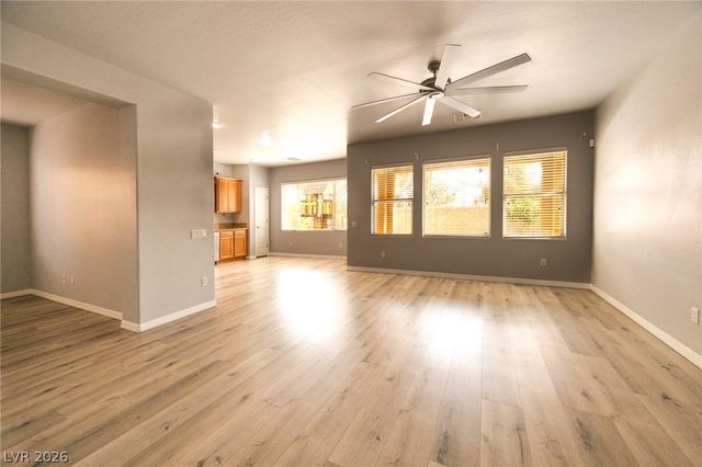 8253 Arden Landing Place, Las Vegas, NV 89117