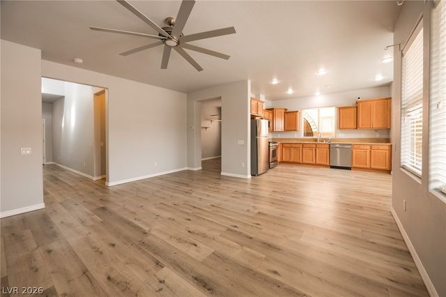 8253 Arden Landing Place, Las Vegas, NV 89117
