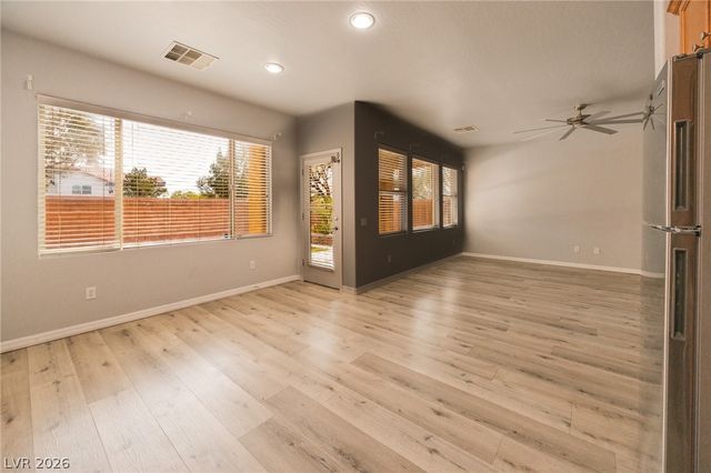 8253 Arden Landing Place, Las Vegas, NV 89117