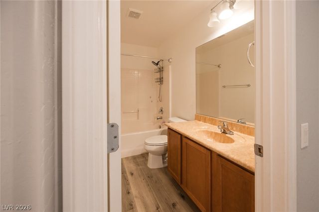 8253 Arden Landing Place, Las Vegas, NV 89117