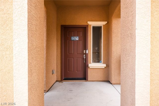 8253 Arden Landing Place, Las Vegas, NV 89117