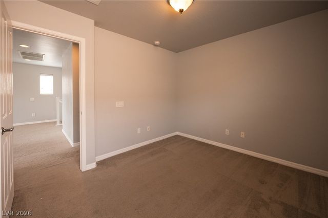 8253 Arden Landing Place, Las Vegas, NV 89117