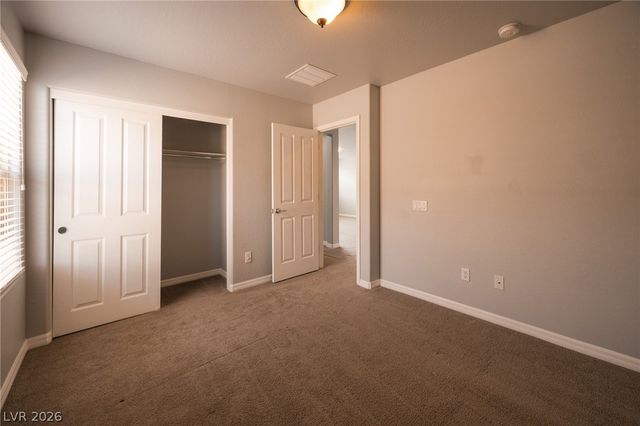 8253 Arden Landing Place, Las Vegas, NV 89117