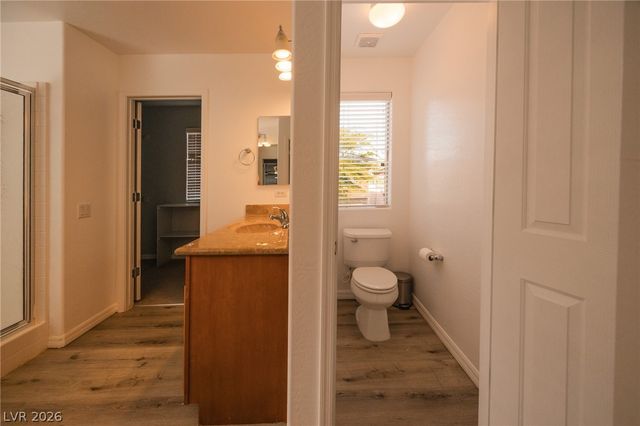 8253 Arden Landing Place, Las Vegas, NV 89117