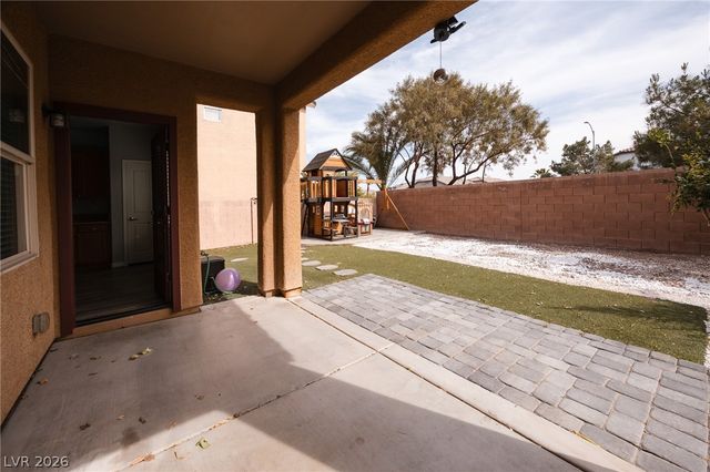 8253 Arden Landing Place, Las Vegas, NV 89117