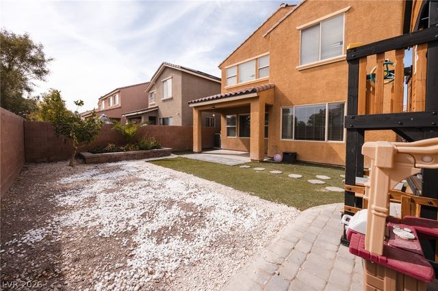8253 Arden Landing Place, Las Vegas, NV 89117