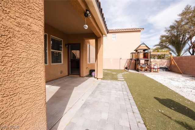 8253 Arden Landing Place, Las Vegas, NV 89117