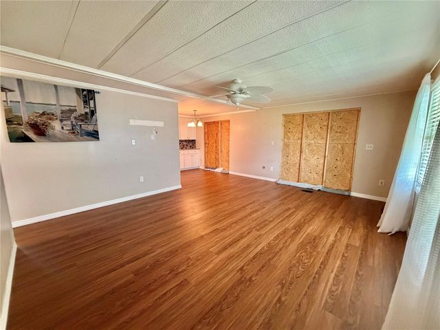 145 ROYAL PALM DRIVE, Leesburg, FL 34748