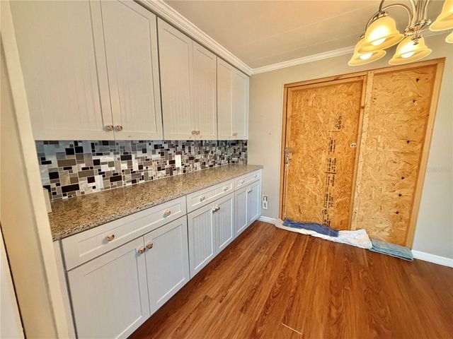 145 ROYAL PALM DRIVE, Leesburg, FL 34748