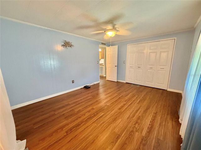 145 ROYAL PALM DRIVE, Leesburg, FL 34748