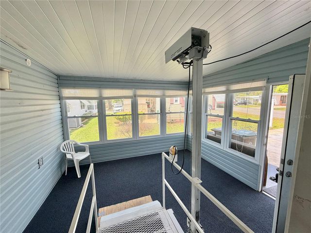 145 ROYAL PALM DRIVE, Leesburg, FL 34748