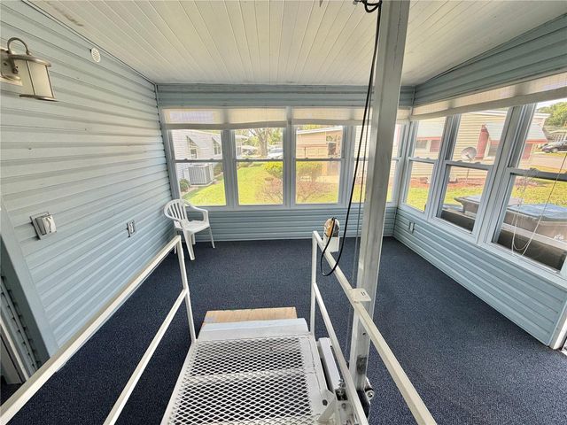 145 ROYAL PALM DRIVE, Leesburg, FL 34748