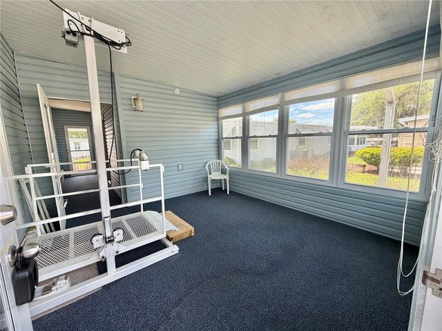 145 ROYAL PALM DRIVE, Leesburg, FL 34748