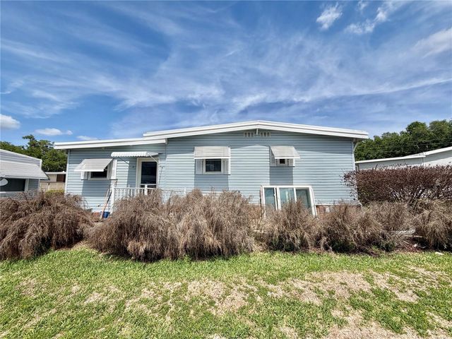 145 ROYAL PALM DRIVE, Leesburg, FL 34748