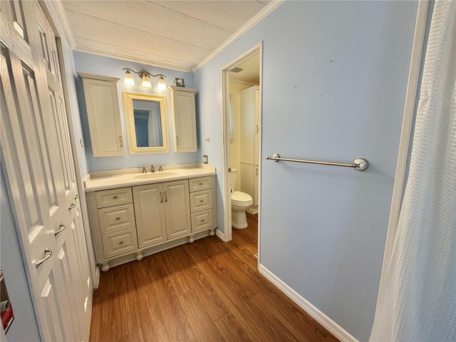 145 ROYAL PALM DRIVE, Leesburg, FL 34748