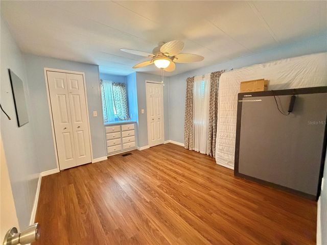 145 ROYAL PALM DRIVE, Leesburg, FL 34748