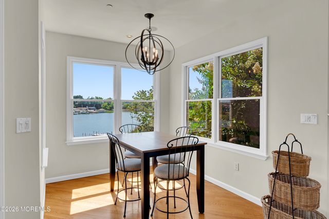 10 Waters Edge, Brielle, NJ 08730