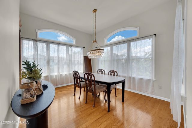 10 Waters Edge, Brielle, NJ 08730