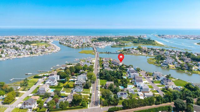10 Waters Edge, Brielle, NJ 08730