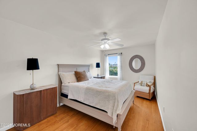 10 Waters Edge, Brielle, NJ 08730