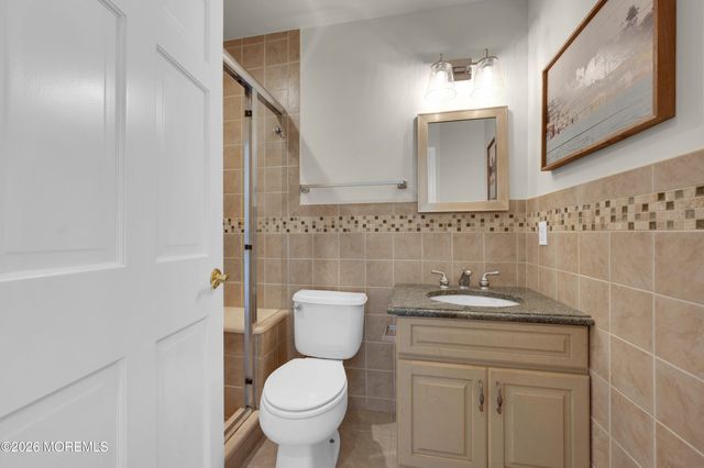 10 Waters Edge, Brielle, NJ 08730