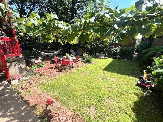 40 Byers St, Springfield, MA 01105