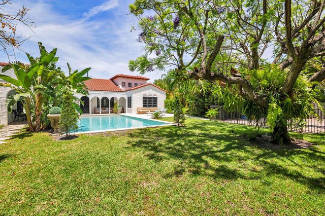 333 Murray Road, West Palm Beach, FL 33405