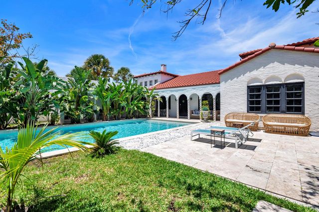 333 Murray Road, West Palm Beach, FL 33405