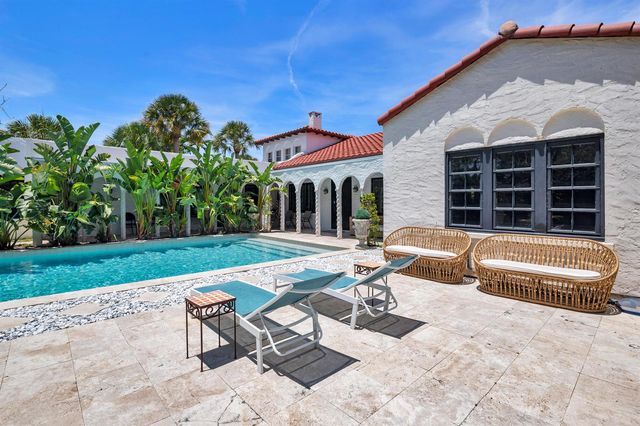 333 Murray Road, West Palm Beach, FL 33405