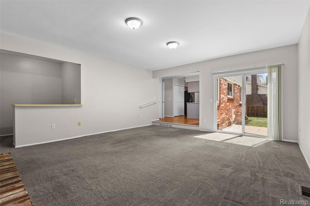 8167 Sandpiper Street, Canton Charter Township, MI 48187