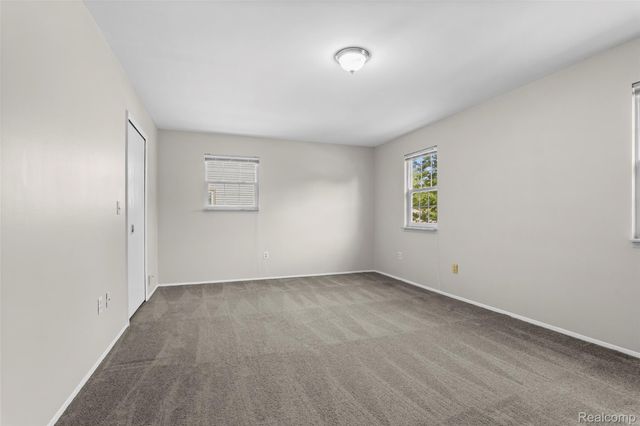 8167 Sandpiper Street, Canton Charter Township, MI 48187