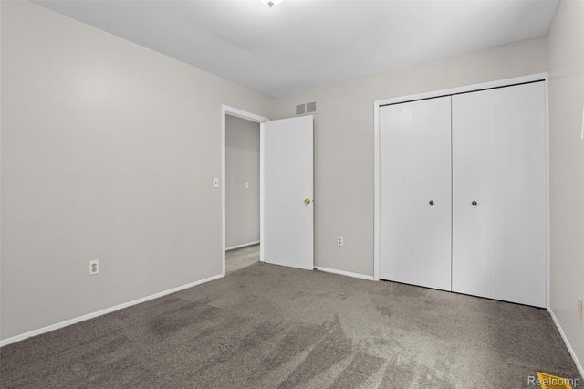 8167 Sandpiper Street, Canton Charter Township, MI 48187