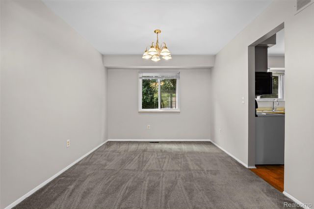 8167 Sandpiper Street, Canton Charter Township, MI 48187