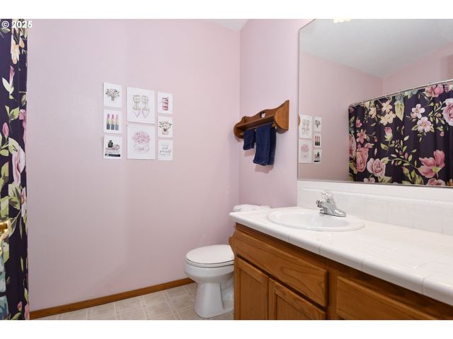 4396 Se 1ST Ter, Gresham, OR 97080