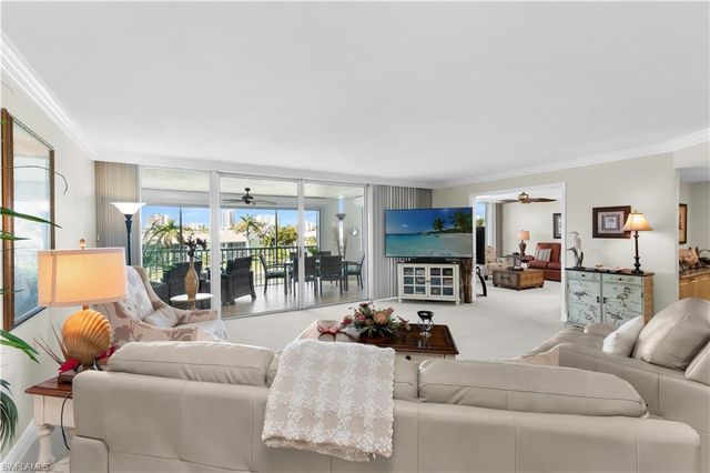 848 Collier CT 301, Marco Island, FL 34145