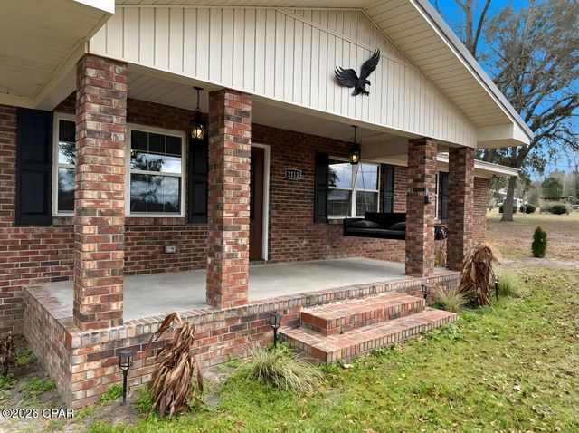 2112 Inwood Road, Grand Ridge, FL 32442