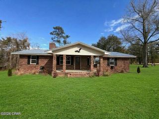 2112 Inwood Road, Grand Ridge, FL 32442